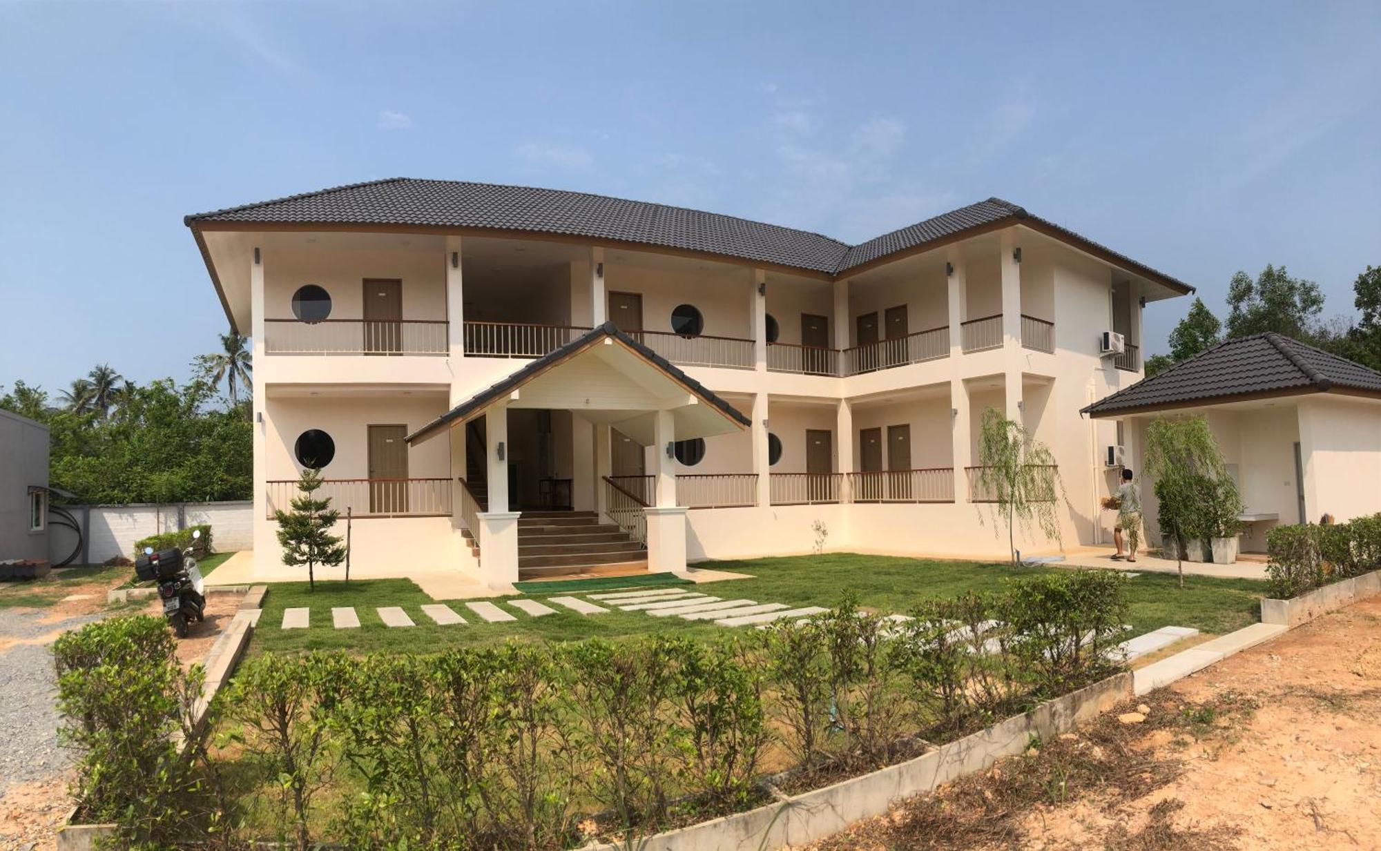 แหลมงอบเฮาส์ Laemngob House Villa Eksteriør billede